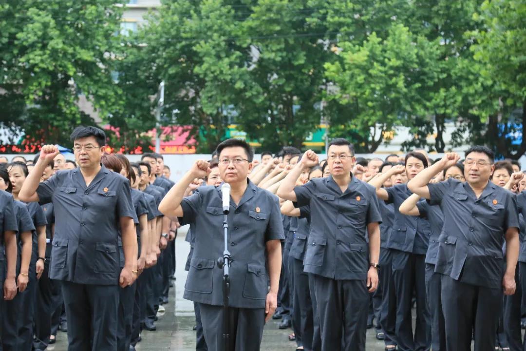 逃出漂浮的小岛